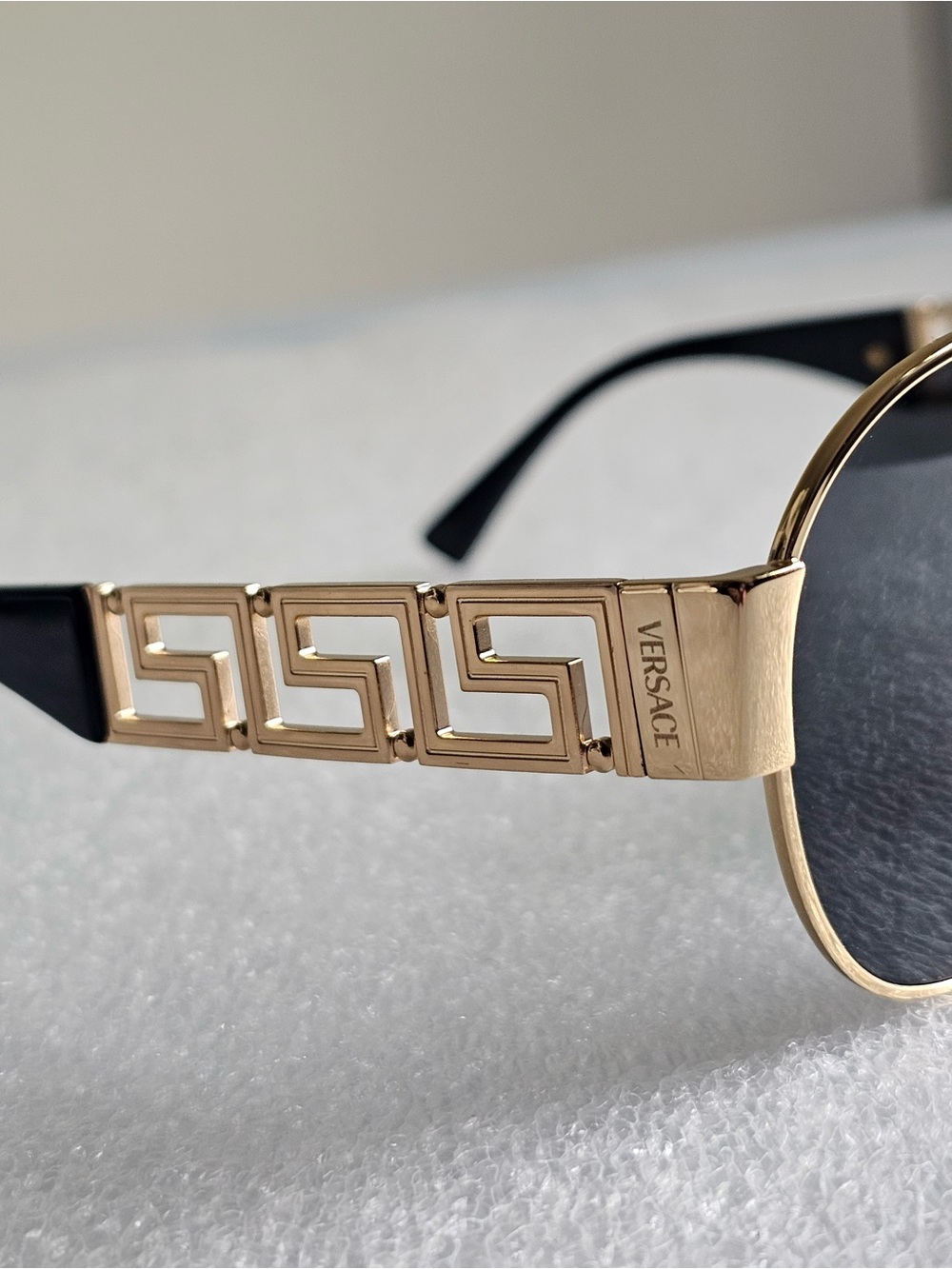 Versace Greca Pilot Sunglasses - VE2289 100287 - Current Season - Picture 4 of 5